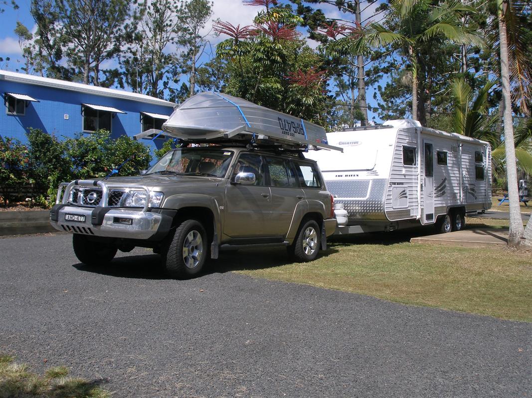 Car and Caravan at Lake Tinnaroo Caravan Park!